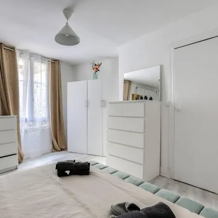 Superbe 2 Pieces A 6min Du Metro Ligne 7 Apartman